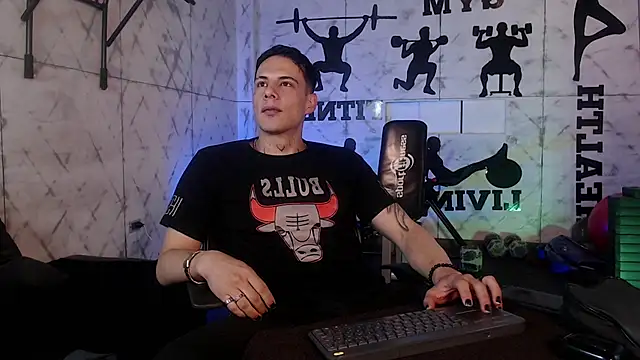 Snapshot of Dustin_Sonne chatting on July 10, 2026, 3:22 am Dustin Sonne online show from July 10, 2026, 3:22 am