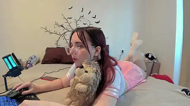 Snapshot of VellvetAnders chatting on November 9, 2025, 7:39 am VellvetAnders online show from November 9, 2025, 7:39 am