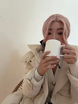 winter11 online show from January 17, 2026, 1:21 am