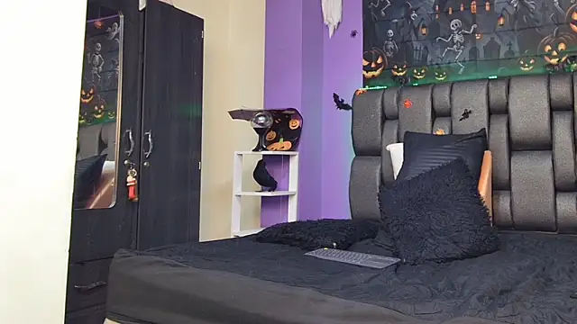 ashtoncooperr online show from October 24, 2025, 6:26 pm