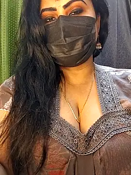 honey-flower online show from February 11, 2026, 1:16 pm