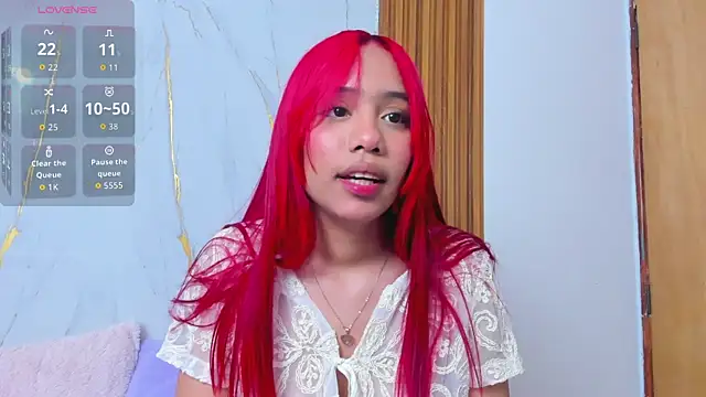 Daphnethomas online show from October 16, 2025, 11:11 am