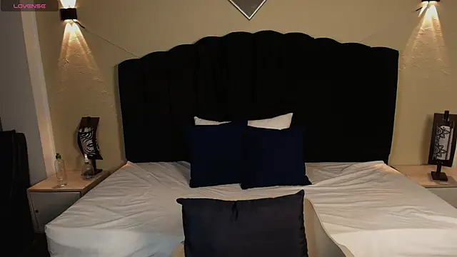 Aleecandrews online show from September 8, 2025, 7:24 pm