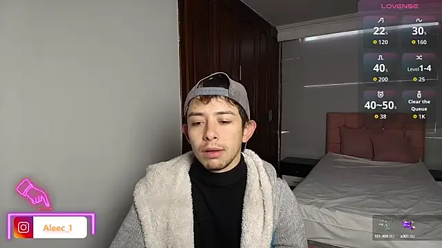 Aleecandrews online show from September 17, 2025, 7:26 pm