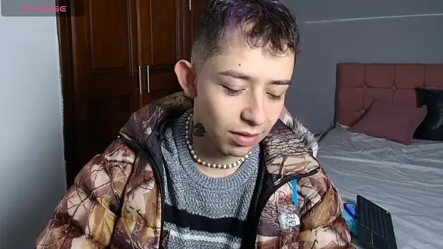 Aleecandrews online show from September 27, 2025, 7:41 pm