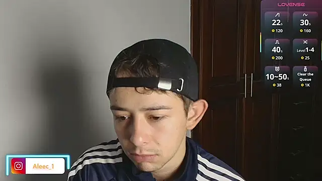 Aleecandrews online show from November 1, 2025, 7:16 pm