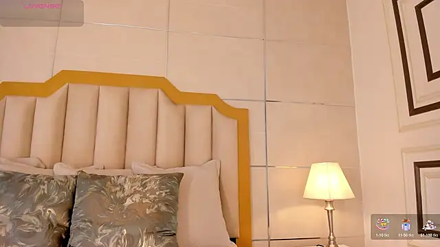 MaddieParker online show from November 15, 2025, 7:43 pm