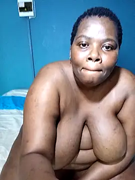 CuteHugeAxx online show from October 29, 2025, 3:14 pm