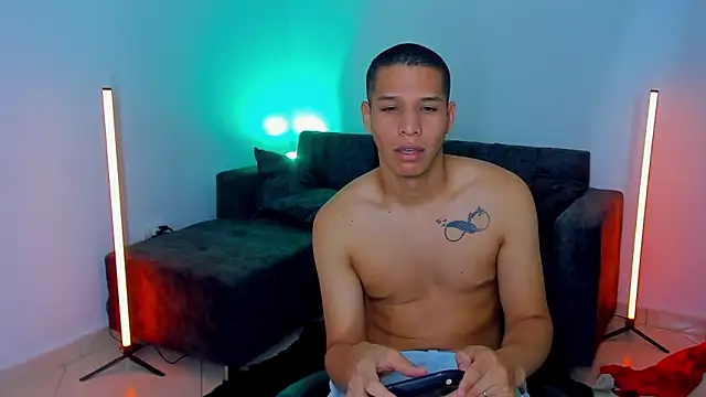 Latin Boyss  online show from October 10, 2025, 6:51 pm