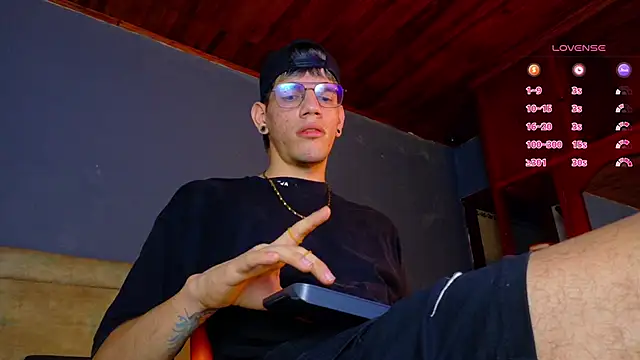 david huge online show from November 16, 2025, 1:33 am