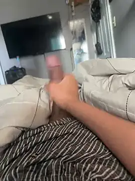 mikyng online show from March 11, 2026, 2:56 pm