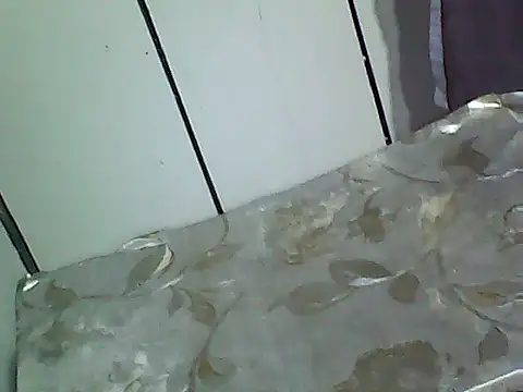 Snapshot of 20cmloiro chatting on November 2, 2025, 4:15 am 20cmloiro online show from November 2, 2025, 4:15 am