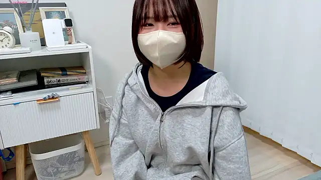 chii chan o0 online show from December 5, 2025, 1:09 pm