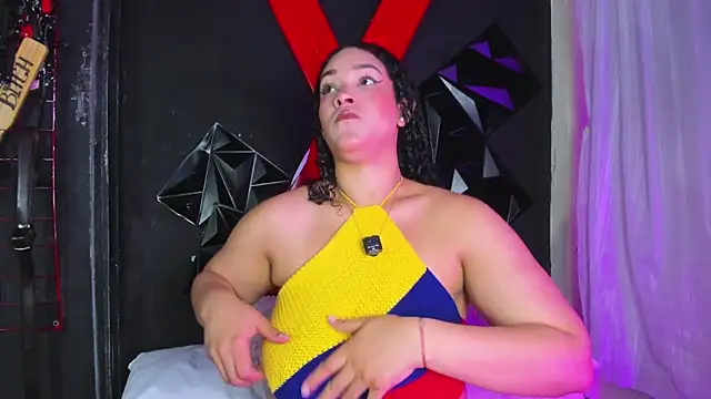 ivonne diaz1 online show from July 3, 2026, 8:15 pm