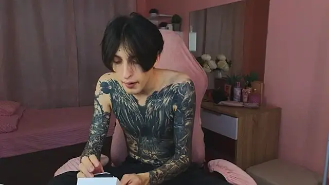 Martin Jin online show from November 22, 2025, 12:15 pm