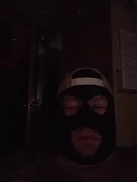 JoeyUhOh online show from November 9, 2025, 10:02 am