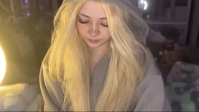 Snapshot of nikoli_naw chatting on February 23, 2026, 8:50 pm nikoli naw online show from February 23, 2026, 8:50 pm