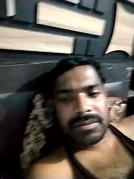 sanjusonk2025 online show from April 18, 2026, 5:11 am