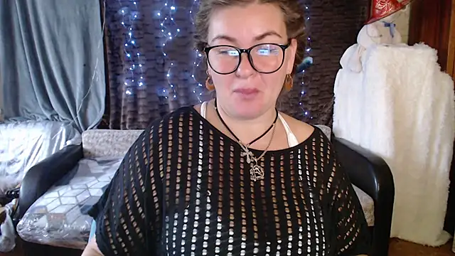 NikaSkylink online show from November 11, 2025, 6:24 am