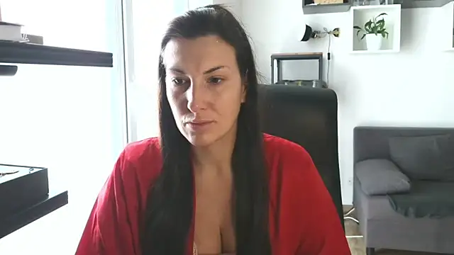 Snapshot of DonnaAmore chatting on October 13, 2025, 7:19 am DonnaAmore online show from October 13, 2025, 7:19 am