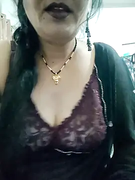 Cuty siya 143 online show from October 13, 2025, 5:24 pm