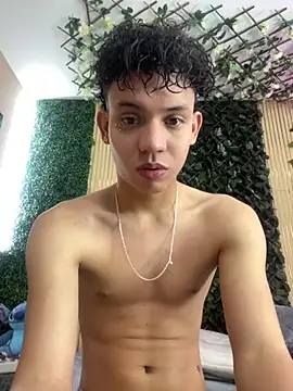 Snapshot of JoseLucian chatting on October 15, 2025, 8:09 pm JoseLucian online show from October 15, 2025, 8:09 pm