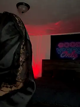 Snapshot of MamaSpicy chatting on September 15, 2025, 7:08 am MamaSpicy online show from September 15, 2025, 7:08 am