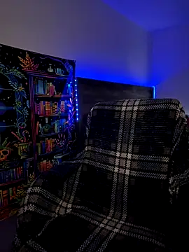 Snapshot of MamaSpicy chatting on November 10, 2025, 6:07 pm MamaSpicy online show from November 10, 2025, 6:07 pm