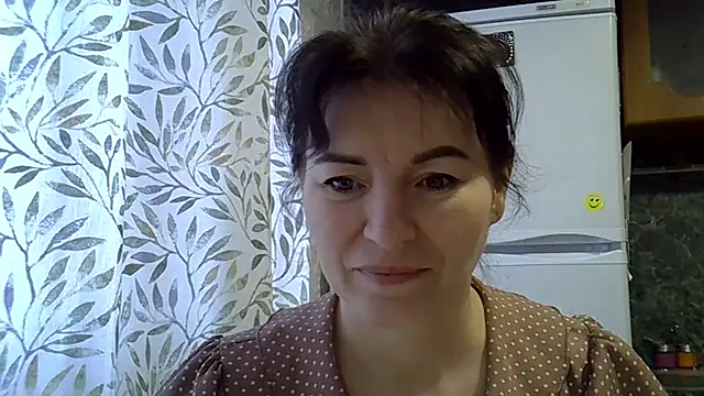 Snapshot of Krystal_82 chatting on January 18, 2026, 8:51 am Krystal 82 online show from January 18, 2026, 8:51 am