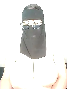 Snapshot of Arabic-loka chatting on October 17, 2025, 12:41 pm Arabic-loka online show from October 17, 2025, 12:41 pm