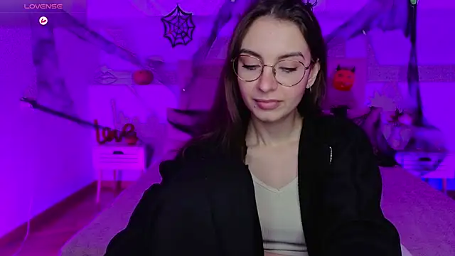 Real cutie1 online show from October 27, 2025, 8:35 pm