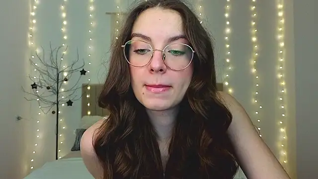 Real cutie1 online show from February 5, 2026, 1:38 pm