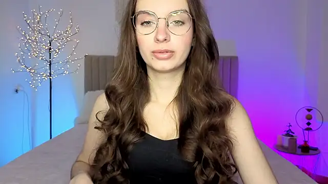 Real cutie1 online show from February 17, 2026, 2:02 pm