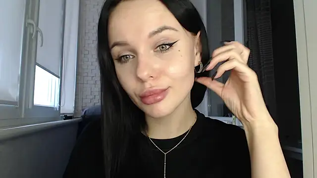 Blair Yates online show from October 20, 2025, 2:39 pm