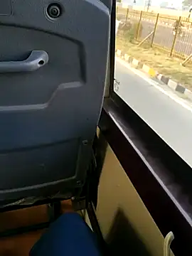 Snapshot of mysticeyes_backup chatting on November 12, 2025, 2:45 am mysticeyes backup online show from November 12, 2025, 2:45 am