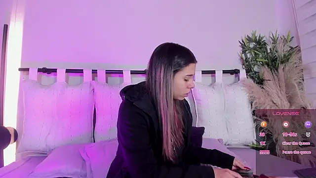 Rachell criss online show from February 3, 2026, 4:21 am