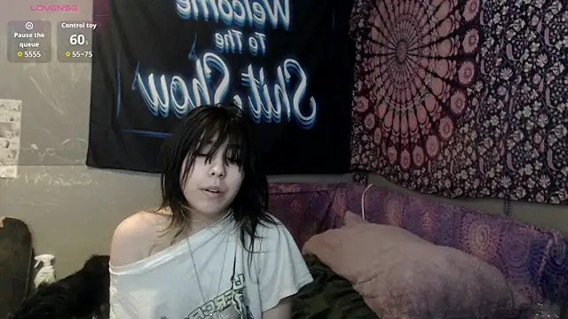 London Ray online show from October 2, 2025, 5:47 am