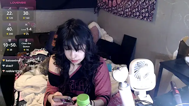 London Ray online show from February 12, 2026, 4:40 am