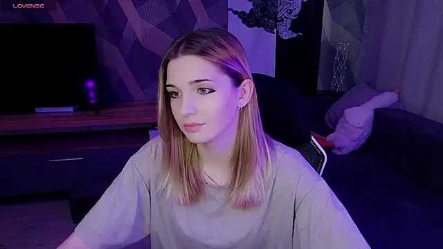 Sandy Belle online show from October 25, 2025, 1:40 pm