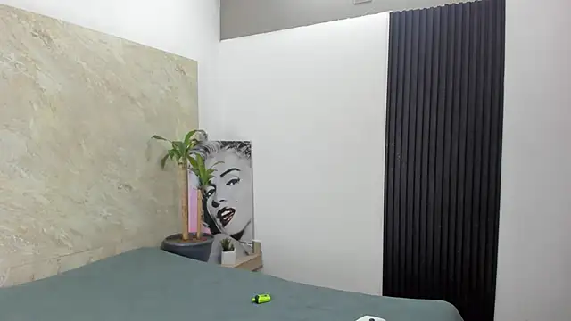  Axel 09 online show from September 19, 2025, 4:14 am