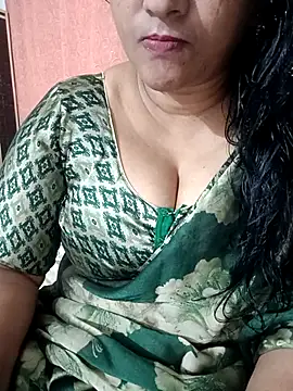Snapshot of Swetyhoney chatting on September 19, 2025, 10:16 am Swetyhoney online show from September 19, 2025, 10:16 am