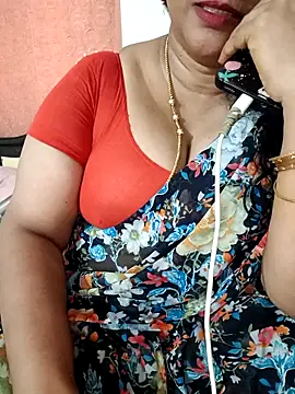 Snapshot of Swetyhoney chatting on September 23, 2025, 7:22 am Swetyhoney online show from September 23, 2025, 7:22 am