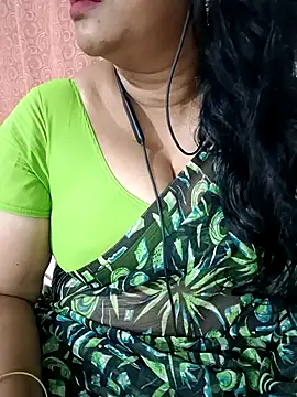 Snapshot of Swetyhoney chatting on September 26, 2025, 5:17 pm Swetyhoney online show from September 26, 2025, 5:17 pm