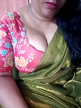 Snapshot of Swetyhoney chatting on October 9, 2025, 4:16 pm Swetyhoney online show from October 9, 2025, 4:16 pm