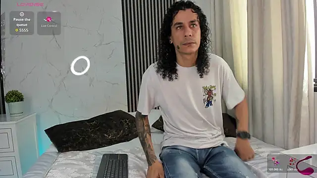 JackAndRosse  online show from January 16, 2026, 1:37 pm