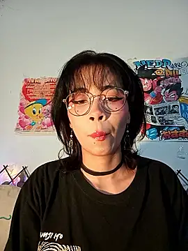 dolliette24 online show from March 29, 2026, 3:28 am