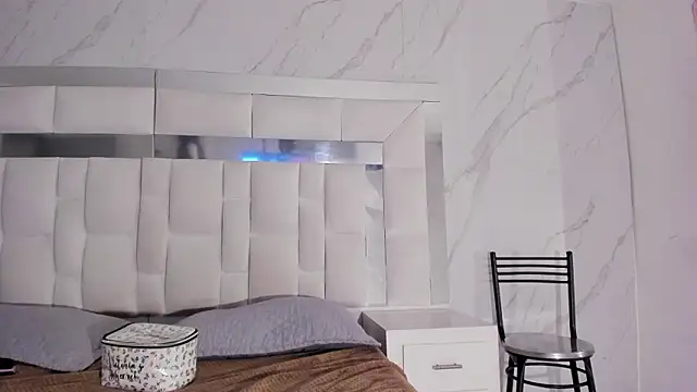 Maia Park online show from January 19, 2026, 12:09 pm