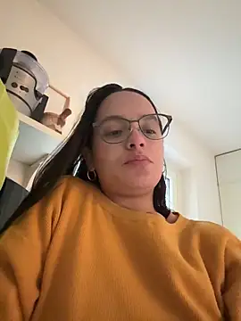 Maia Park online show from March 28, 2026, 5:01 pm