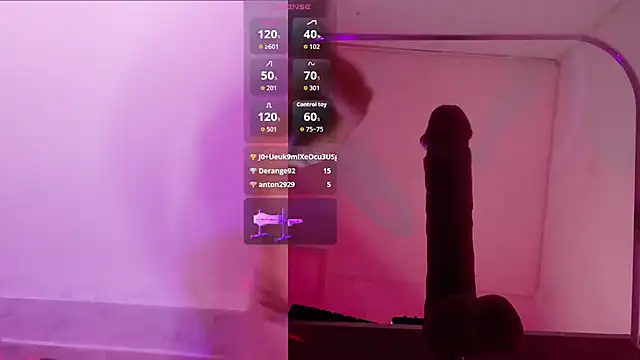 ErikaMontiel   online show from September 14, 2025, 9:14 pm