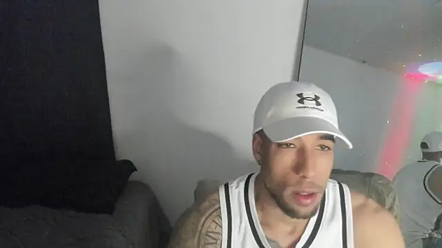 ThiagoLugo online show from March 15, 2026, 3:01 am